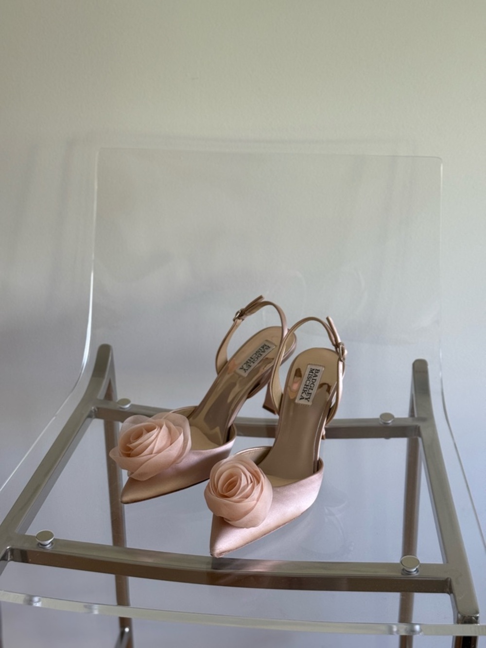 Badgley Mischka Blush Pink Satin Slingback Pumps with Rosette - Picture 2 of 4